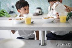 早餐四大“禁忌”，第二类家庭强迫他们吃饭，