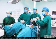 默里先生说他可以做手术。