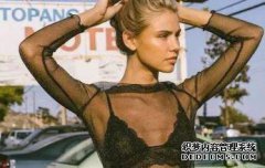 您怎么知道秘密，如何穿内衣显露大乳房？